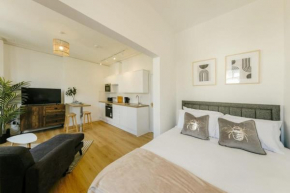 Grange Road Studio 4